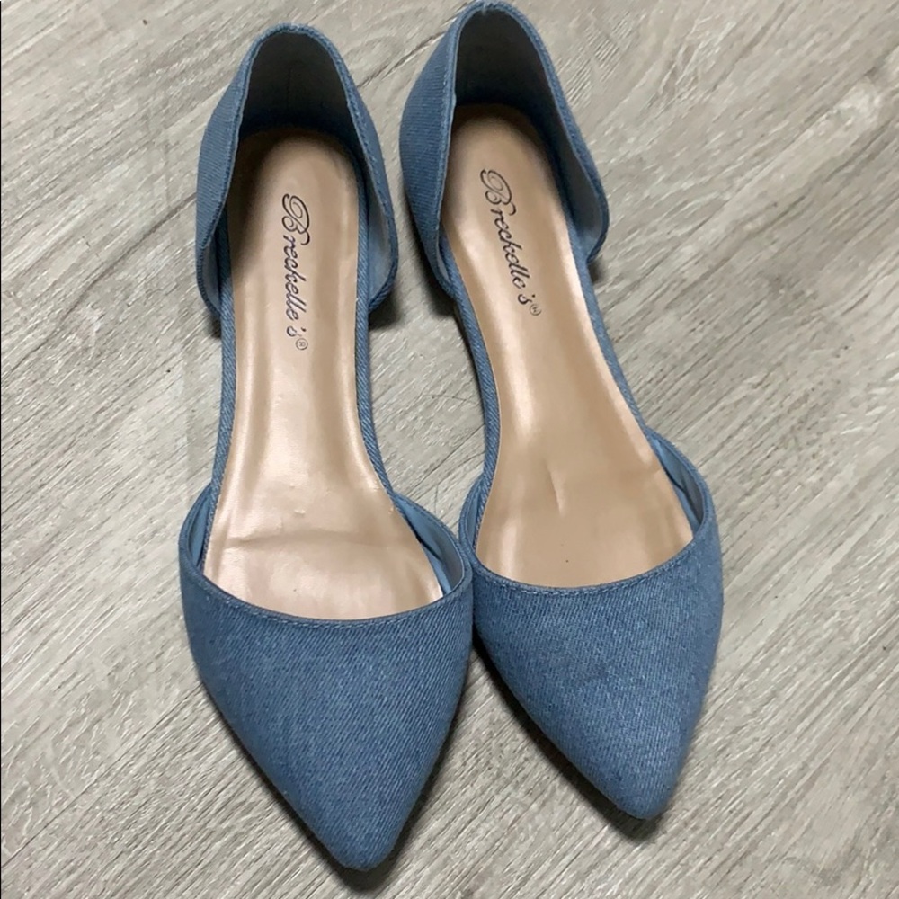 Breckelles: Blue flats Size 6.5